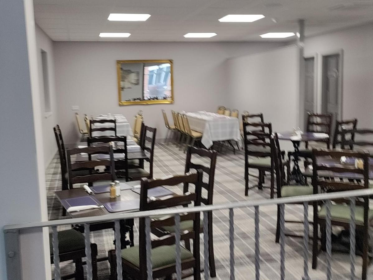 Harleys Inn Честърфилд Екстериор снимка